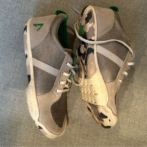 Go Plae boys shoes, size 3.5, gently used